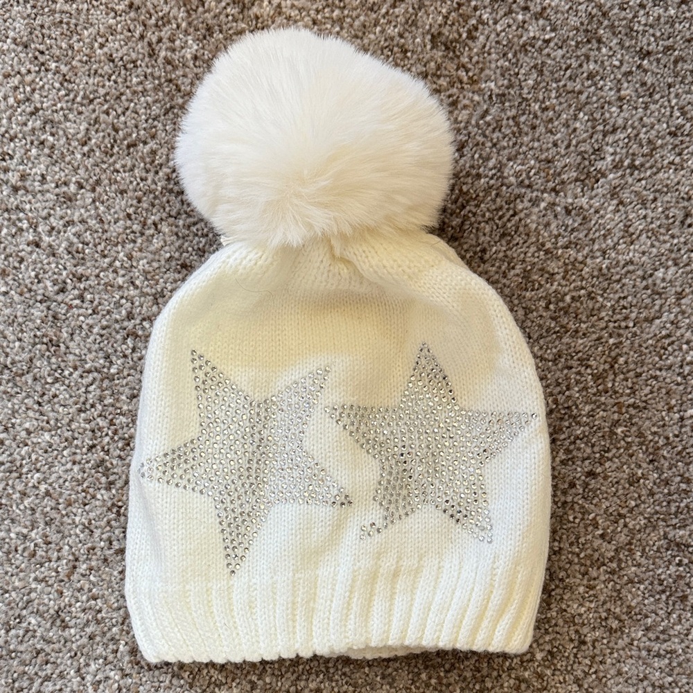 Anna & Ava Ivory Beanie with Glittering Stars